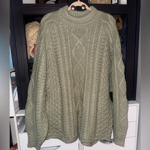 FEAR OF GOD ESSENTIALS Mens Oversized Logo-Appliquéd Cable-Knit Sweater Olive XL